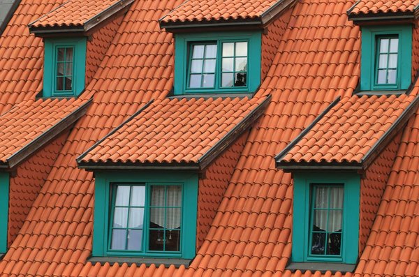 Les avantages et tendances des différents styles de toiture pour votre maison